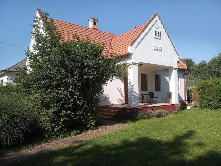 Park Vendeghaz Hotel Herend Exterior photo